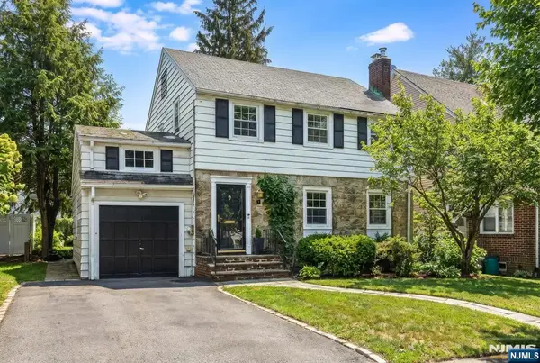 3 Collins Avenue, Bloomfield, NJ 07003