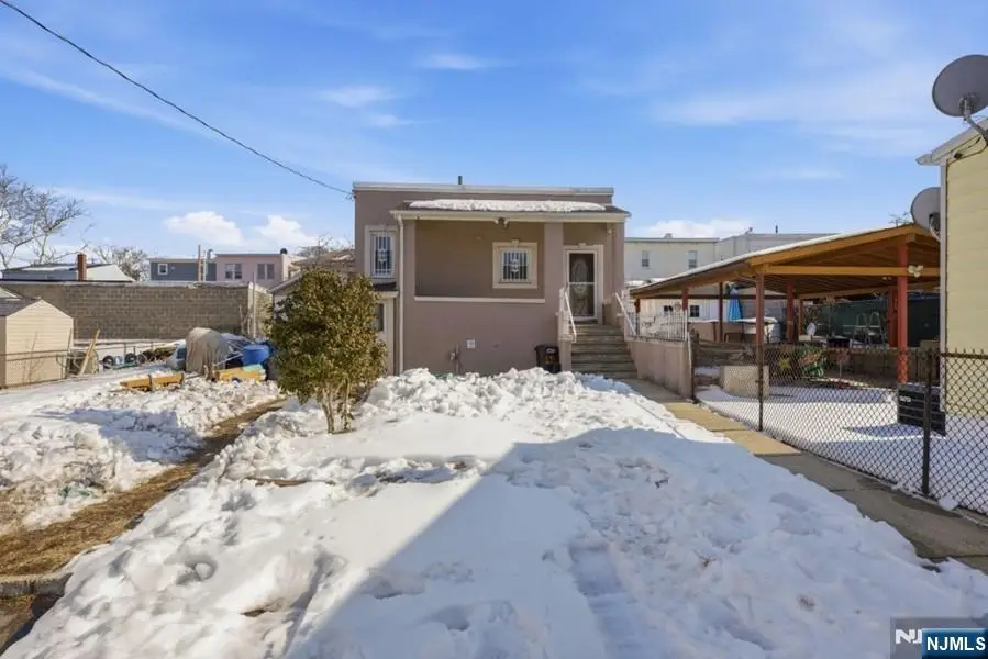 693 8th Street, Newark, NJ 07107 - #1