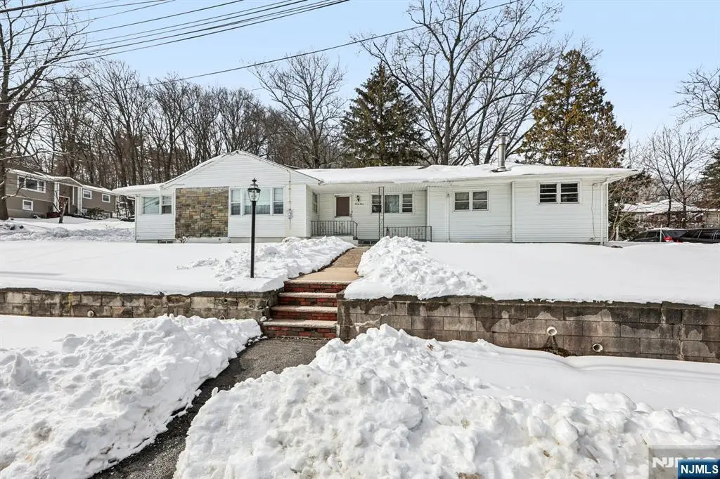 33 Lotz Street, North Haledon, NJ 07508 - #1