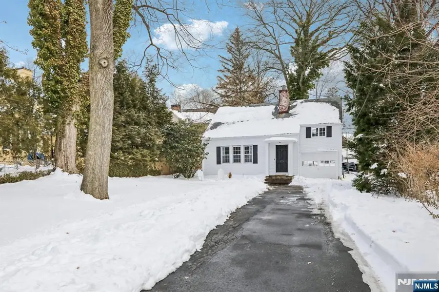 11 S Monroe Street, Ridgewood, NJ 07450 - #2