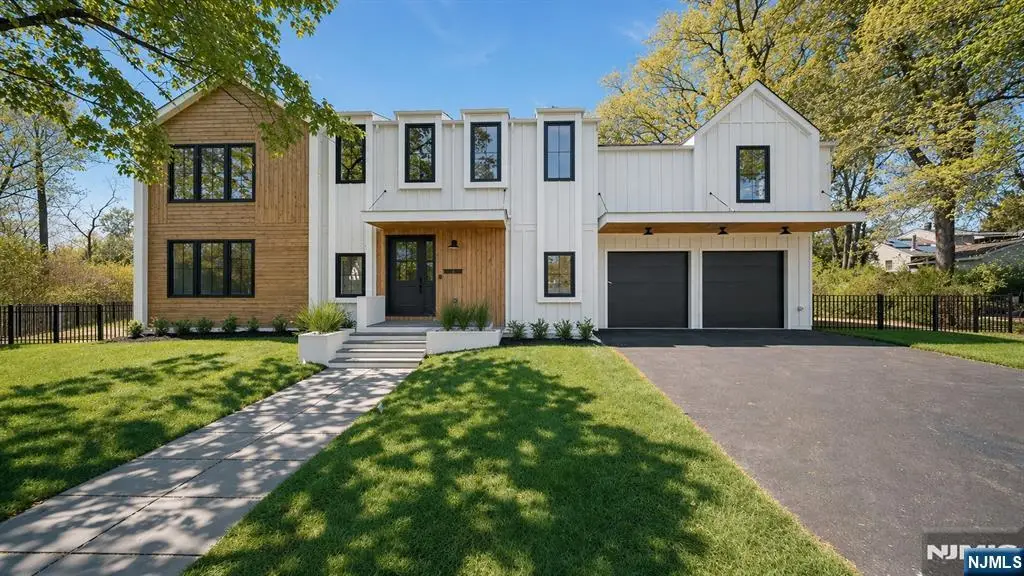 23 Cherry Court, Cresskill, NJ 07626 - #1