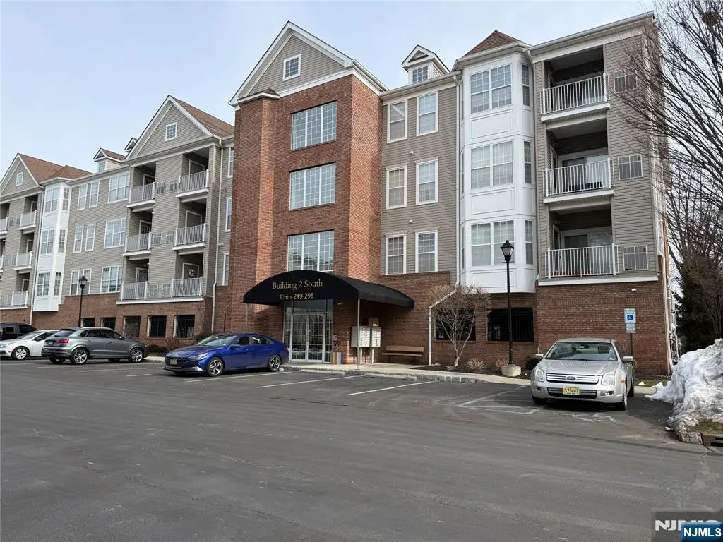 281 Cory Lane, Elmwood Park, NJ 07407 - #1