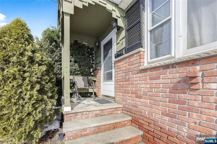 15 Garden Street, Bergenfield, NJ 07621 - #3