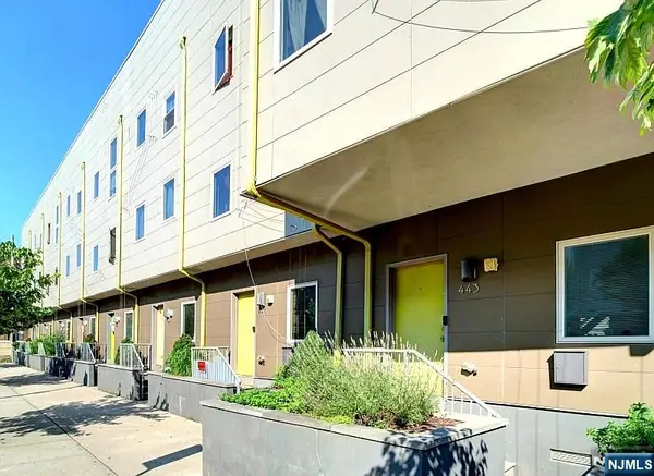 443 Rose Avenue, Jersey City, NJ 07305