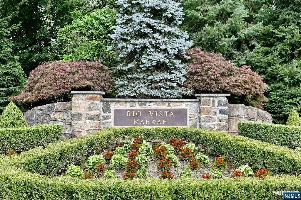 34 Crocker Mansion Drive, Mahwah, NJ 07430 - #1