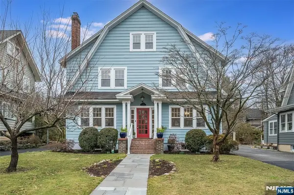 26 Clairidge Court, Montclair, NJ 07042