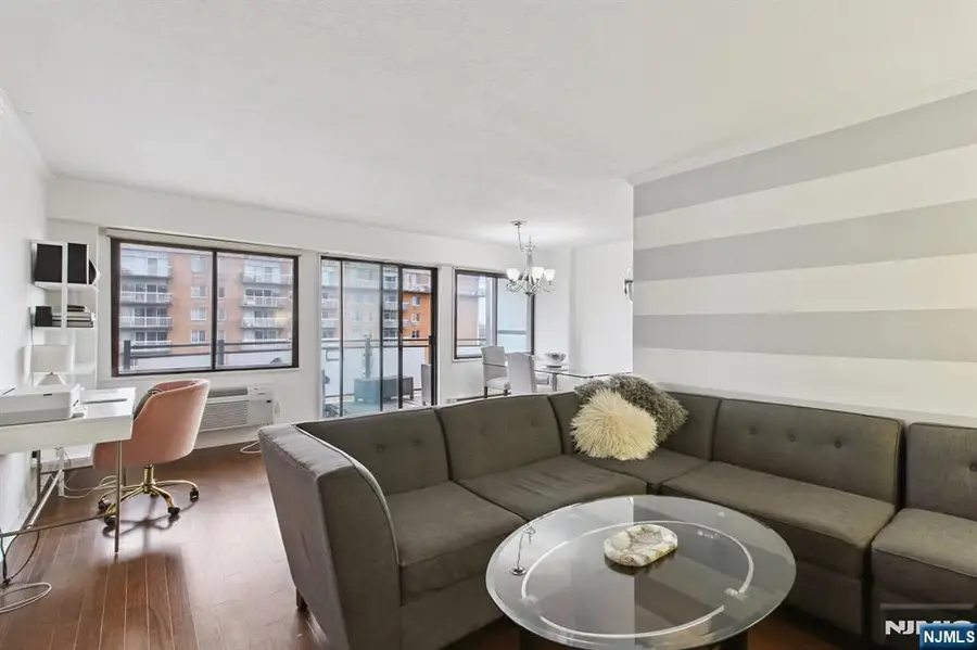 125 Prospect Avenue 17G, Hackensack, NJ 07601 - #2