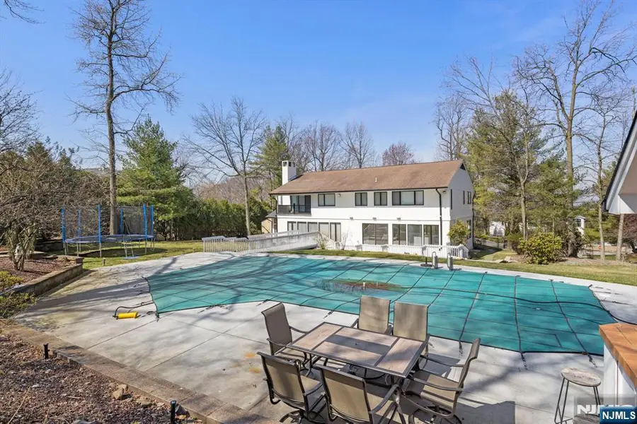 1 Hemlock Drive, Cresskill, NJ 07626 - #3