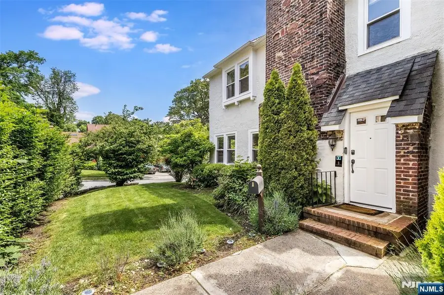 5 Canterbury Drive, Montclair, NJ 07042 - #3