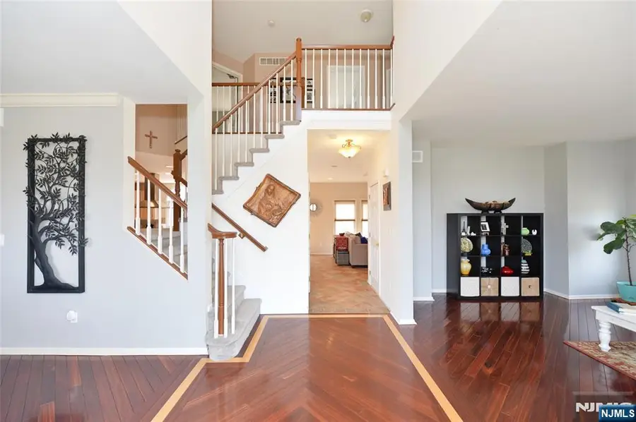 21 Split Rock Road, North Haledon, NJ 07508 - #2