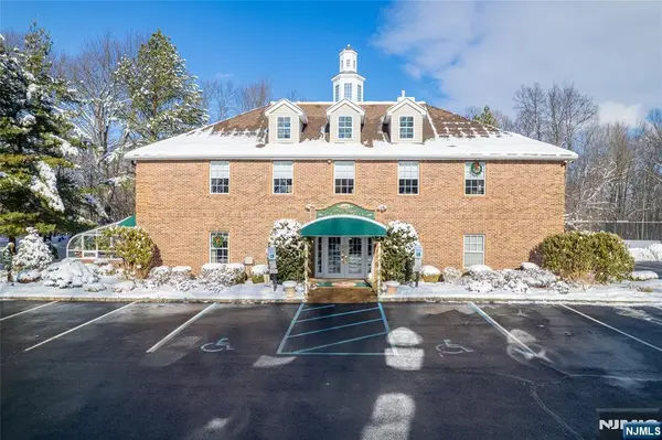 6411 Richmond Road, West Milford, NJ 07480