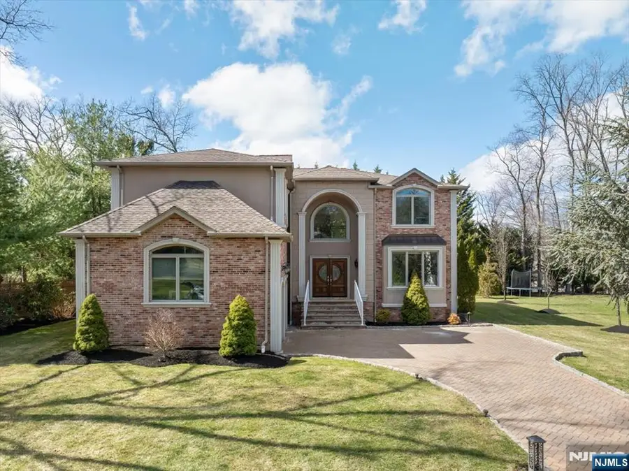20 Bearbrook Drive, Woodcliff Lake, NJ 07677 - #2