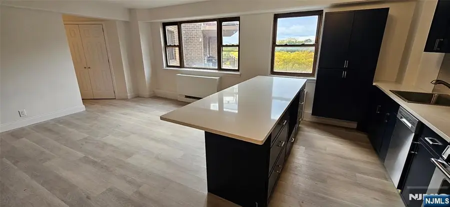 8800 Boulevard East 7K, North Bergen, NJ 07047 - #3