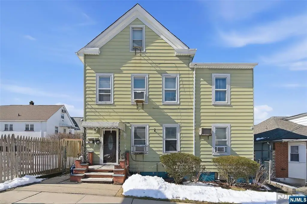 184 22nd Street, Paterson, NJ 07514 - #1