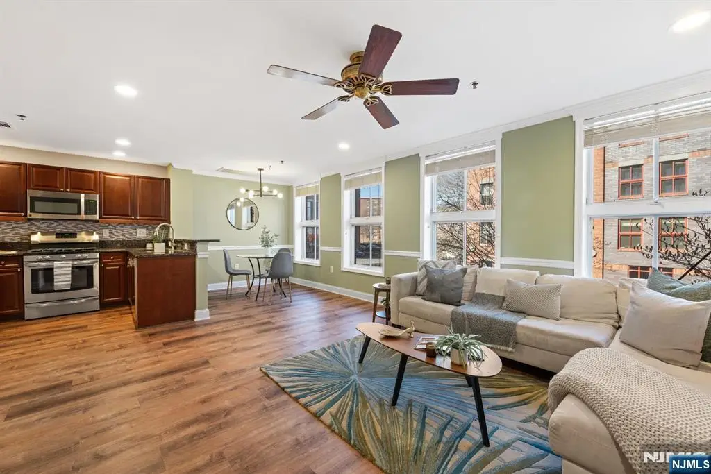 812 Grand Street 209, Hoboken, NJ 07030 - #1