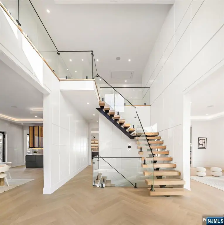 210 Hillcrest Drive, Paramus, NJ 07652 - #2