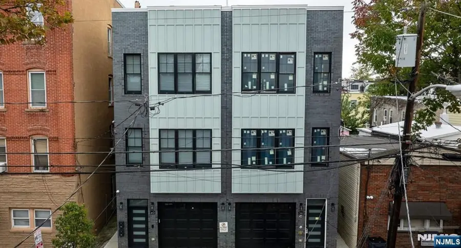 40 Wright Avenue, Jersey City, NJ 07306 - #2