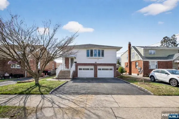 1-20 Kenneth Avenue, Fair Lawn, NJ 07410