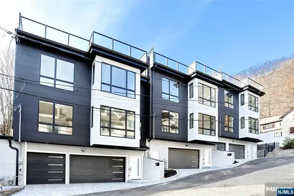 1456 River Road, Edgewater, NJ 07020