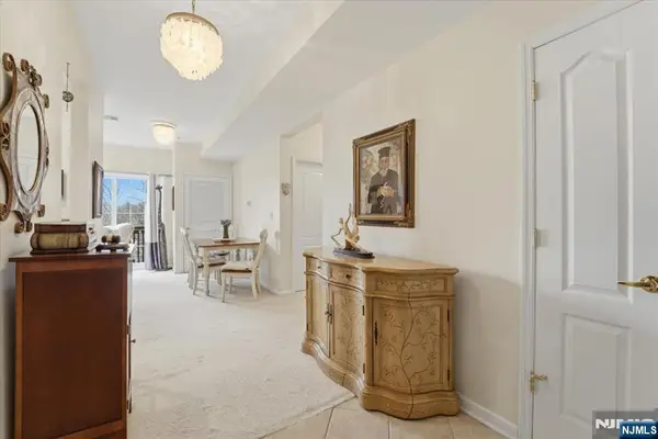 375 Rifle Camp Road 105, Woodland Park, NJ 07424