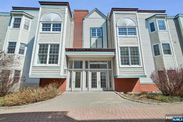 249 The Promenade, Edgewater, NJ 07020