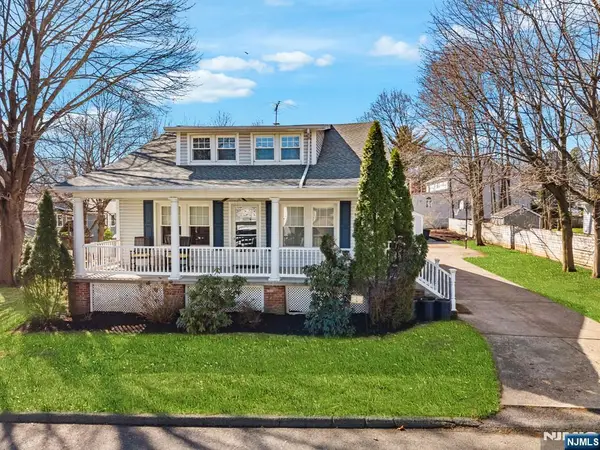 12 Chestnut Street, Cresskill, NJ 07626