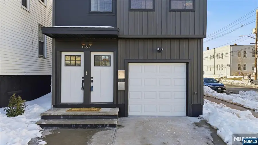 687 18th Avenue, Irvington, NJ 07111 - #2