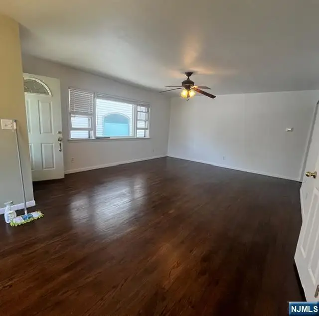 18 McKinley Place, Bergenfield, NJ 07621 - #2