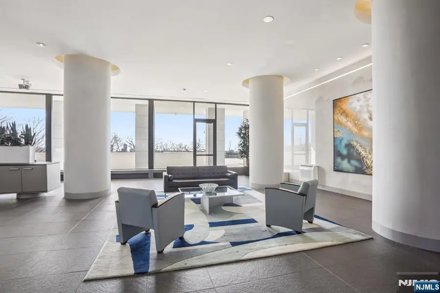 1530 Palisade Avenue 8M, Fort Lee, NJ 07024 - #2