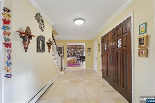 45 Hickory Lane, Closter, NJ 07624