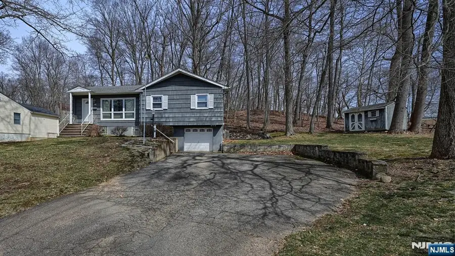 96 E Lions Head, Wayne, NJ 07470 - #3