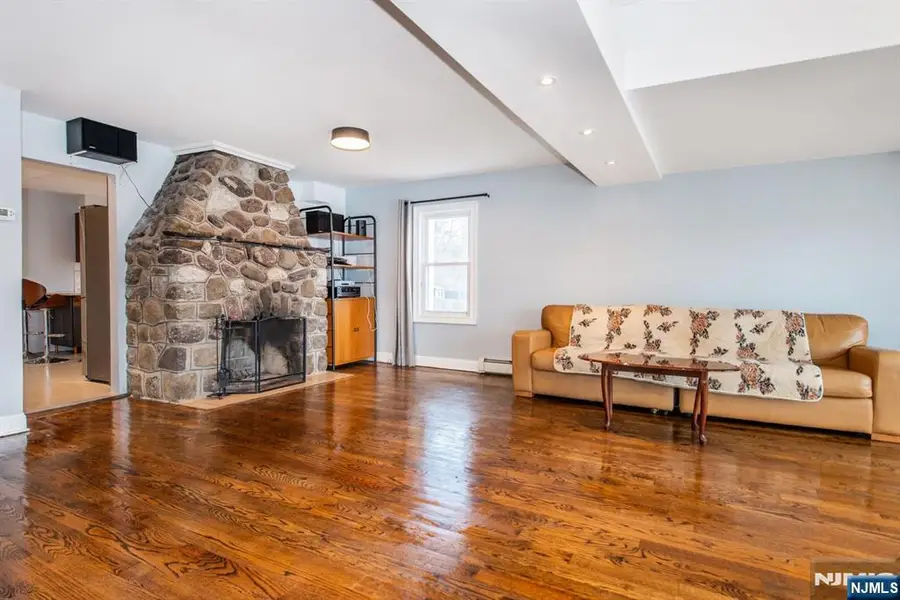 677 Warwick Turnpike, Upper Greenwood Lake, NJ 07421 - #3