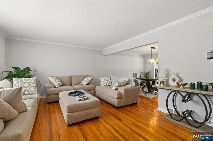 27 Viewpoint Road, Wayne, NJ 07470 - #2