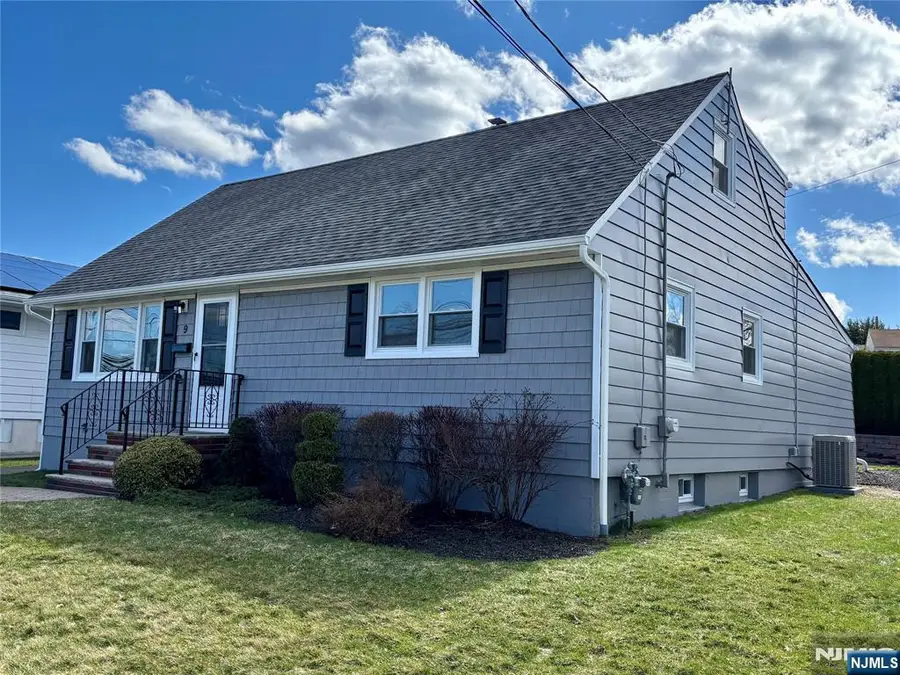 9 Joan Place, Clifton, NJ 07012 - #3