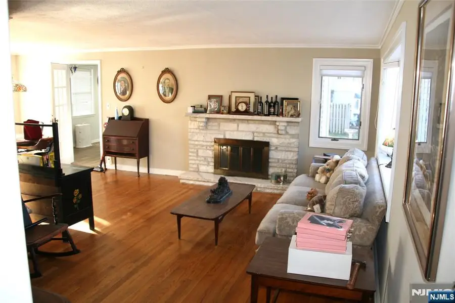 77 Donald Place, Waldwick, NJ 07463 - #3