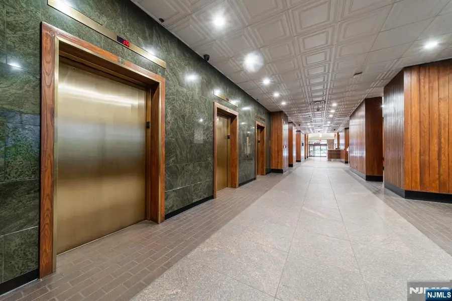 770 Anderson Avenue 23M, Cliffside Park, NJ 07010 - #3