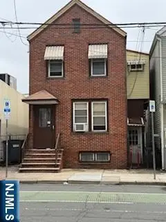 340 Adams, Newark, NJ 07105