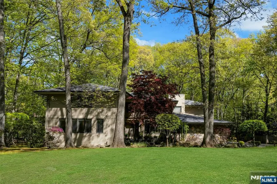 78 Apple Ridge, Woodcliff Lake, NJ 07677 - #2