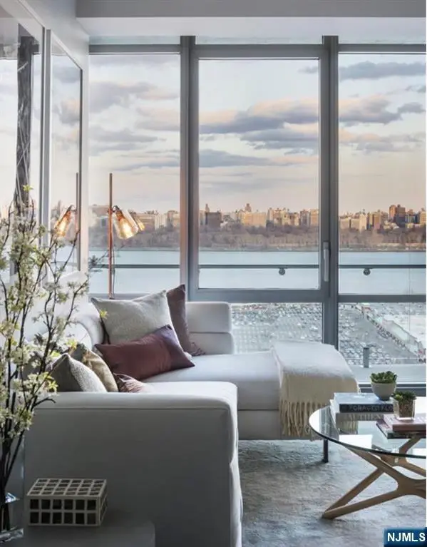 320 Adolphus Avenue 121, Cliffside Park, NJ 07010 - #3