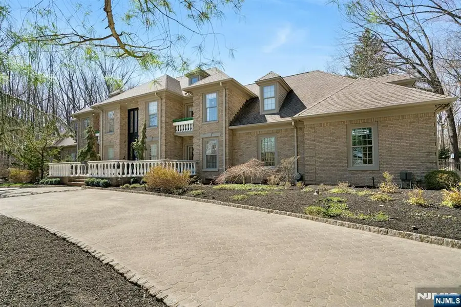 31 Burning Hollow Road, Saddle River, NJ 07458 - #3