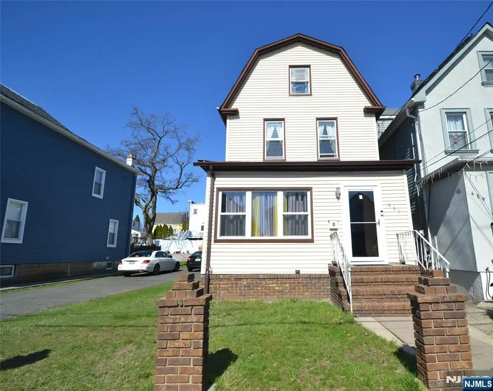 655 Chestnut Street, Kearny, NJ 07032 - #1