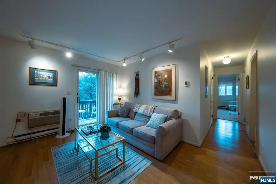 208 Federal Hill Road, Pompton Lakes, NJ 07442 - #3