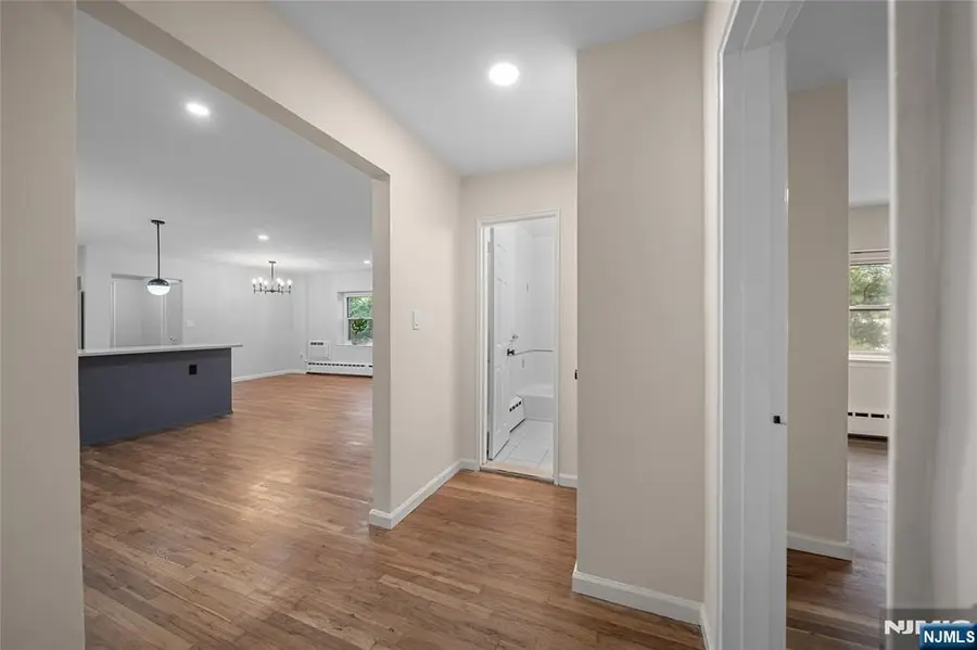 1565 Center Avenue 3D, Fort Lee, NJ 07024 - #3