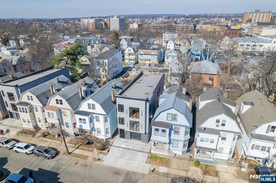 31 Grace Street, Irvington, NJ 07111 - #3