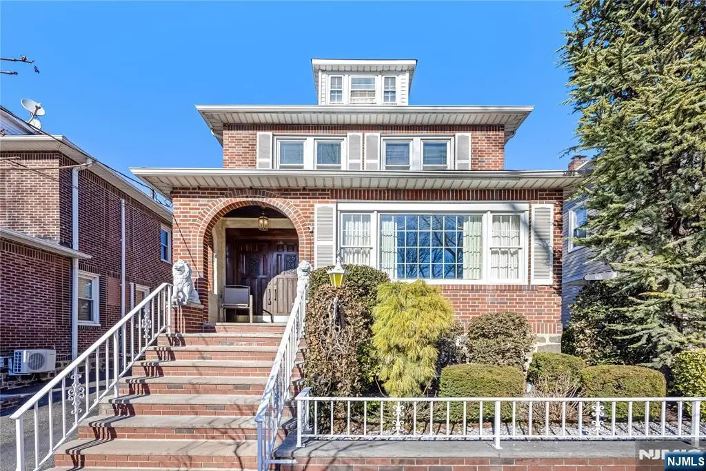 429 Oakdene Avenue, Cliffside Park, NJ 07010 - #1