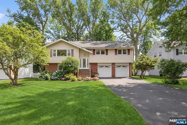 282 Nottingham Road, Ramsey, NJ 07446