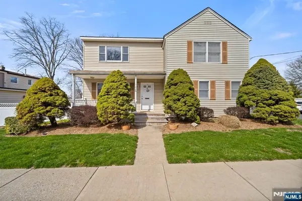 125 Merritt Avenue, Bergenfield, NJ 07621