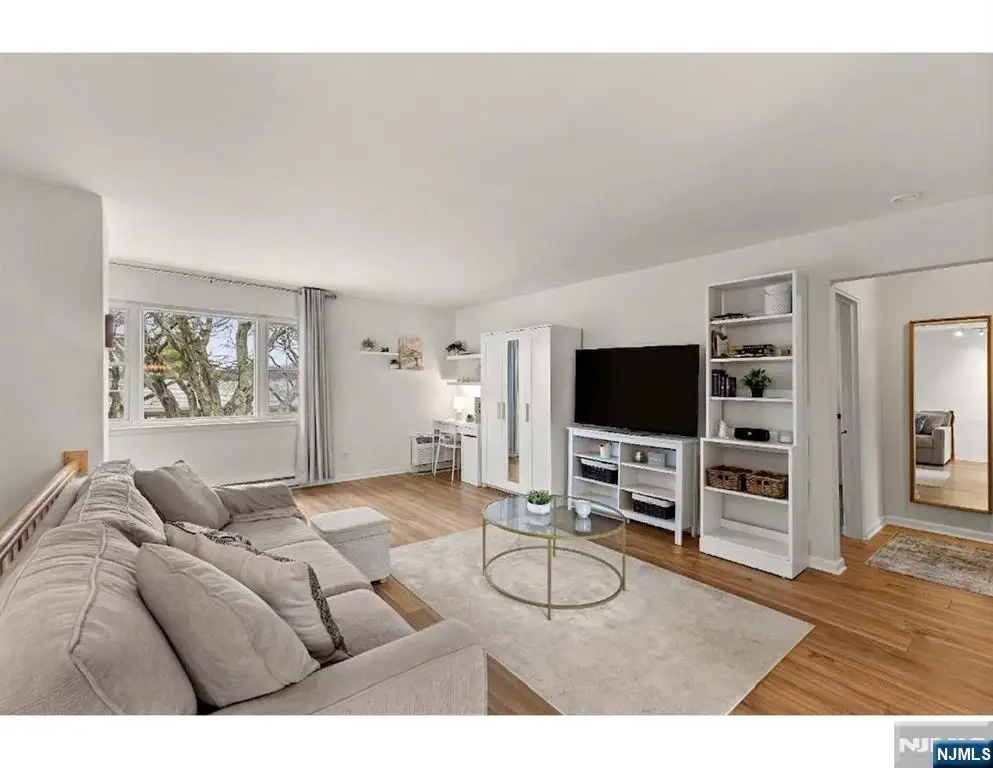 9 Wedgewood Drive 93, Verona, NJ 07044 - #1