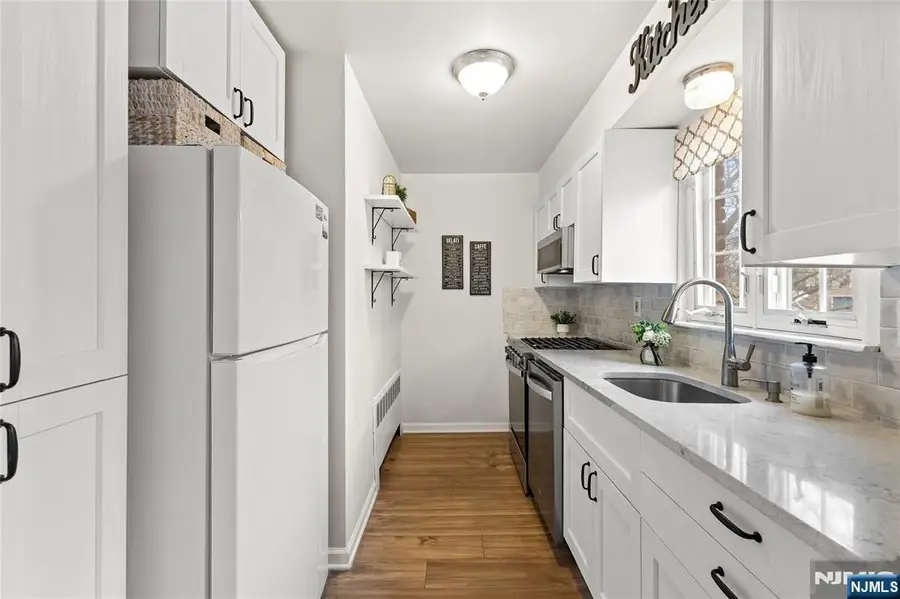 9 Wedgewood Drive 93, Verona, NJ 07044 - #3