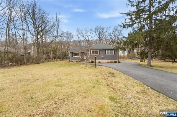 666 Park Road, Par-troy Hills Twp., NJ 07950